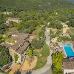 Hotel Logis Restaurant Le Pradinas