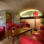 Logis Restaurant Le Pradinas 3*