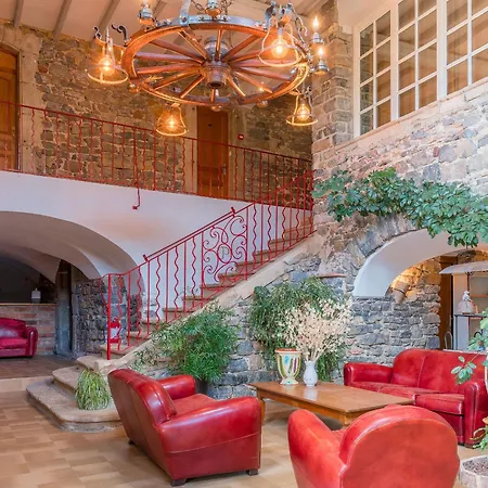 Logis Restaurant Le Pradinas Hotel