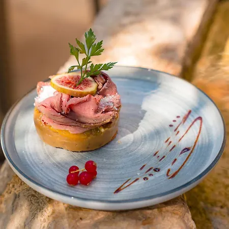 Logis Hotel Restaurant Le Pradinas Андюз