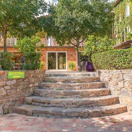 Logis Restaurant Le Pradinas Hotel