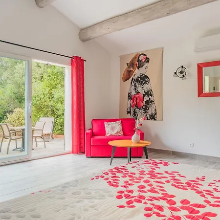 Szálloda Logis Restaurant Le Pradinas 3*