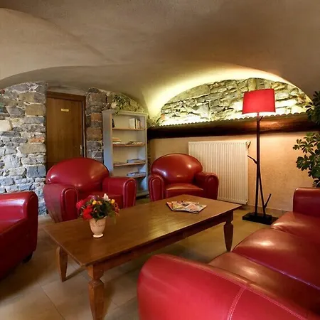 Logis Restaurant Le Pradinas 3*