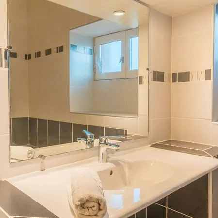 Logis Hotel Restaurant Le Pradinas Hotel Anduze