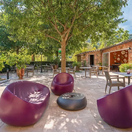 Logis Hotel Restaurant Le Pradinas Андюз