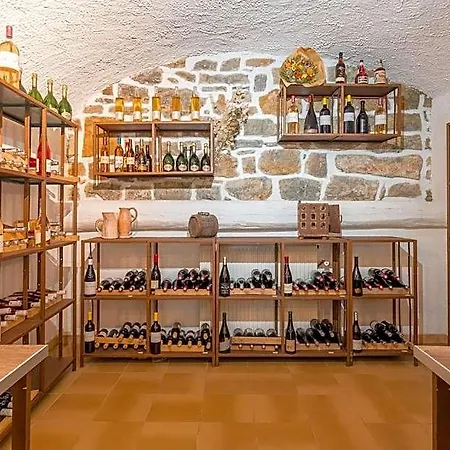 Logis Restaurant Le Pradinas Hotel Anduze