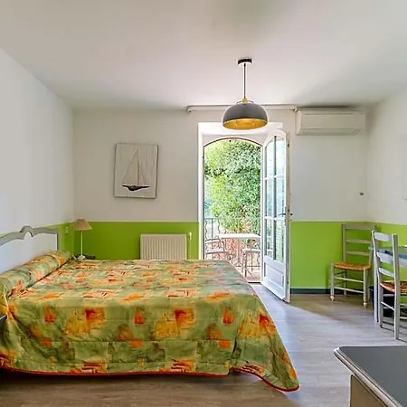 Logis Restaurant Le Pradinas 3*