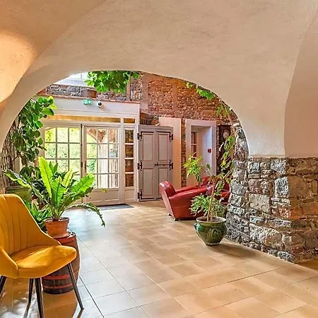 Logis Restaurant Le Pradinas Hotel Anduze