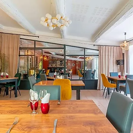 Hotel Logis Restaurant Le Pradinas Anduze