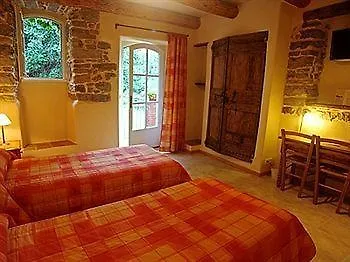 Hotel Logis Hotel Restaurant Le Pradinas 3*