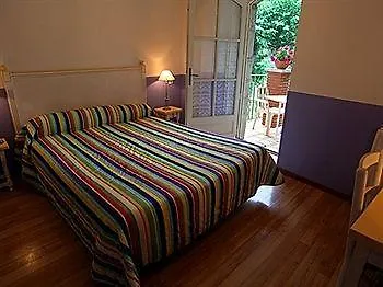 Hotel Logis Hotel Restaurant Le Pradinas 3*