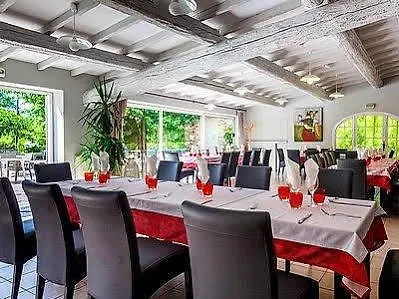 Logis Restaurant Le Pradinas 3*
