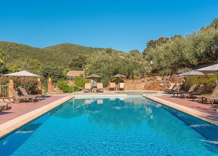 Logis Restaurant Le Pradinas 3*